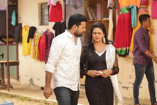 Chandni Singh started shooting of Deepak Kirana Bhandar