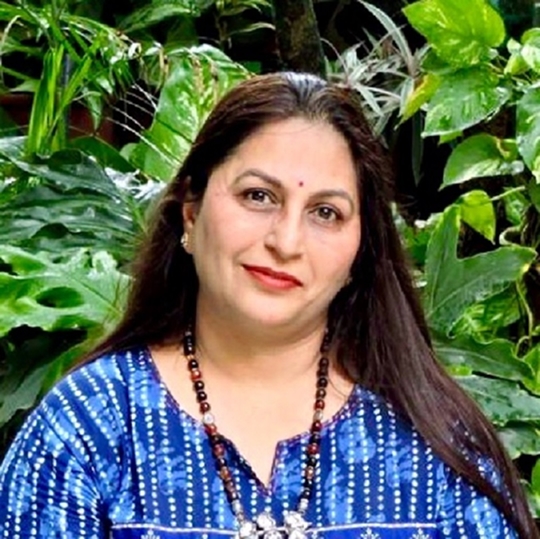 LIFE WITTHIN Artworks by Renowned artist Sangeeta Kumar Murthy in Jehangir Art Gallery