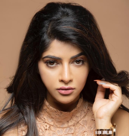 Rohini Munjal  has also received the Face of the Year award at the hands of former Miss Universe Lara Dutta