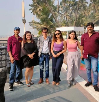 कनीशा फिल्म्स के बैनर तले बनने वाले बिग बजट वीडियो सांग " धुँआ धुँआ " का चेहरा बनीं आश्रम फेम " त्रिधा चौधरी "