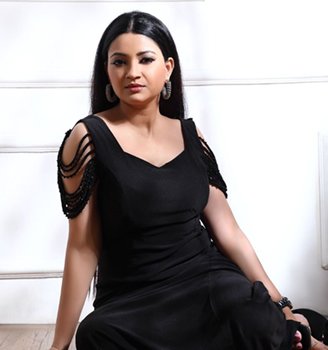 Shilpa Choudhary Is All Set To Make A Grand Entry In Bollywood After Worked In Ad World