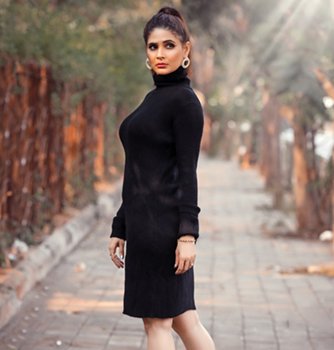 Hot Model Actress Srishti Sharrma Wishes Every Womens  Happy Women’s Day