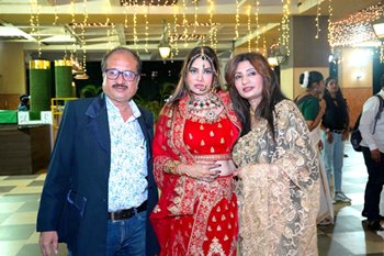 Made In India  Swadeshi Fashion Runway And Dr  APJ Abdul Kalam Bharat Puruskar Ceremony By Sonia Mayers