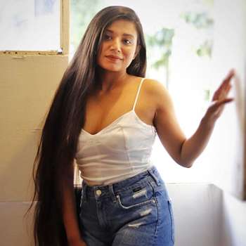 Monisha Isaac Was Associated With Asmita Theater Delhi  Where She Performed More Than  Thousand Street Plays And Stage Plays