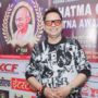 Bollywood Singer Deepak Giri  Honored With The Prestigious ‘Mahatma Gandhi Ratna Award 2024’ In Mumbai