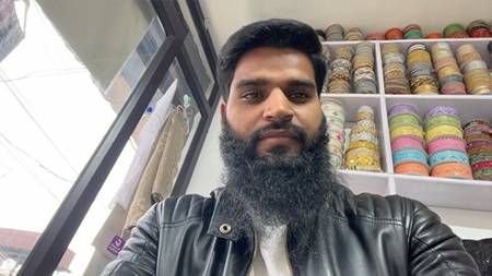 Modern Icon Suhail Shafi 1
