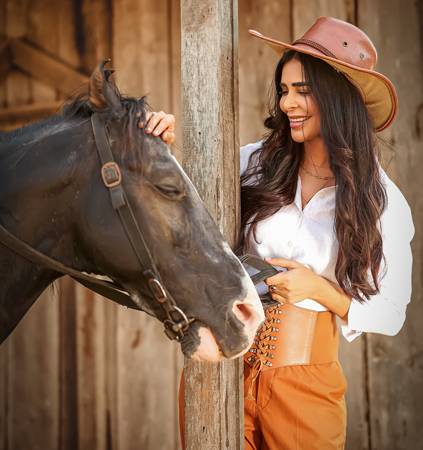Nivedita Chandel_Actress (1)