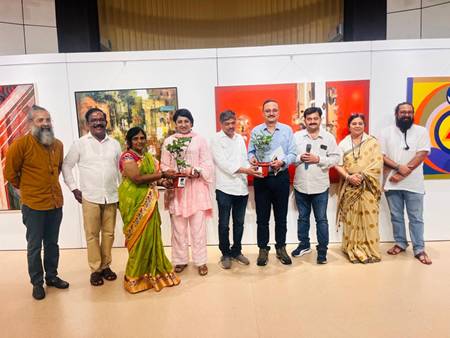 “The Sixth Sense” Paintings & Sculpture Exhibition By 5 Contemporary Renowned Artists In Jehangir Art Gallery